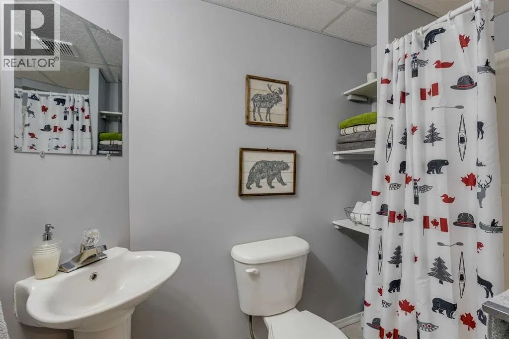 201 Citadel Forest Close NW