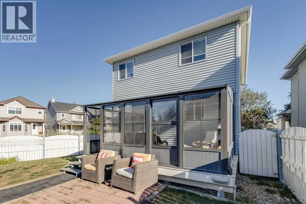 201 Citadel Forest Close NW