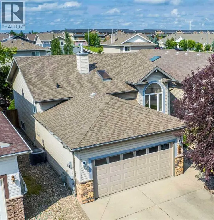 208 Silkstone Bay W