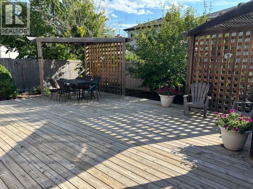 208 Silkstone Bay W