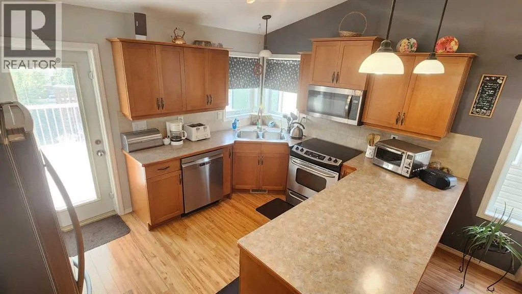 208 Silkstone Bay W
