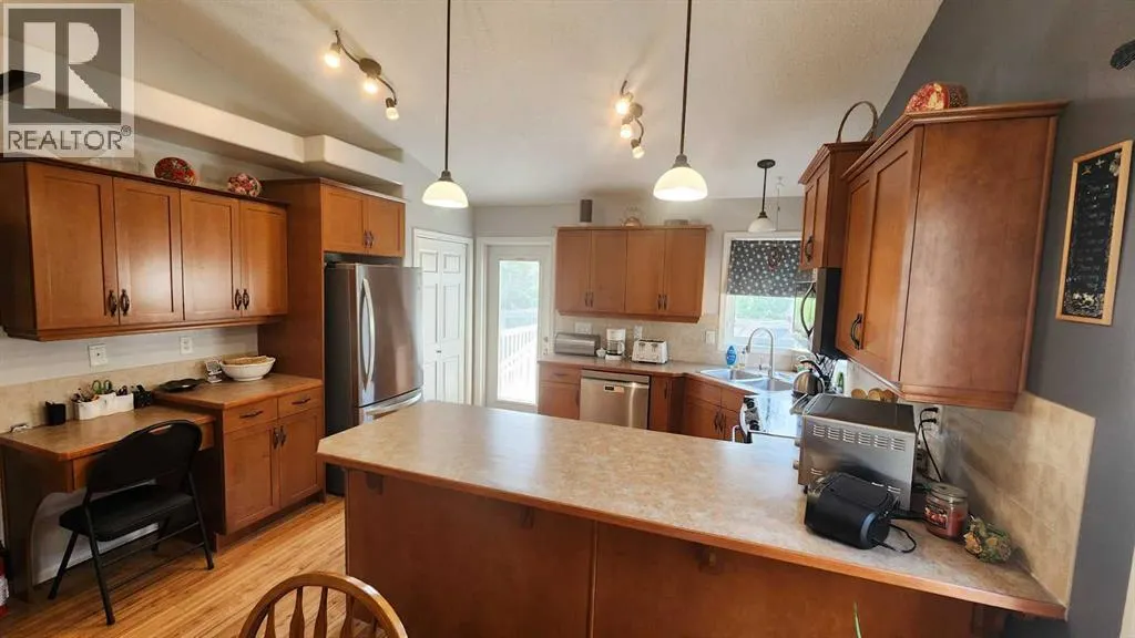 208 Silkstone Bay W