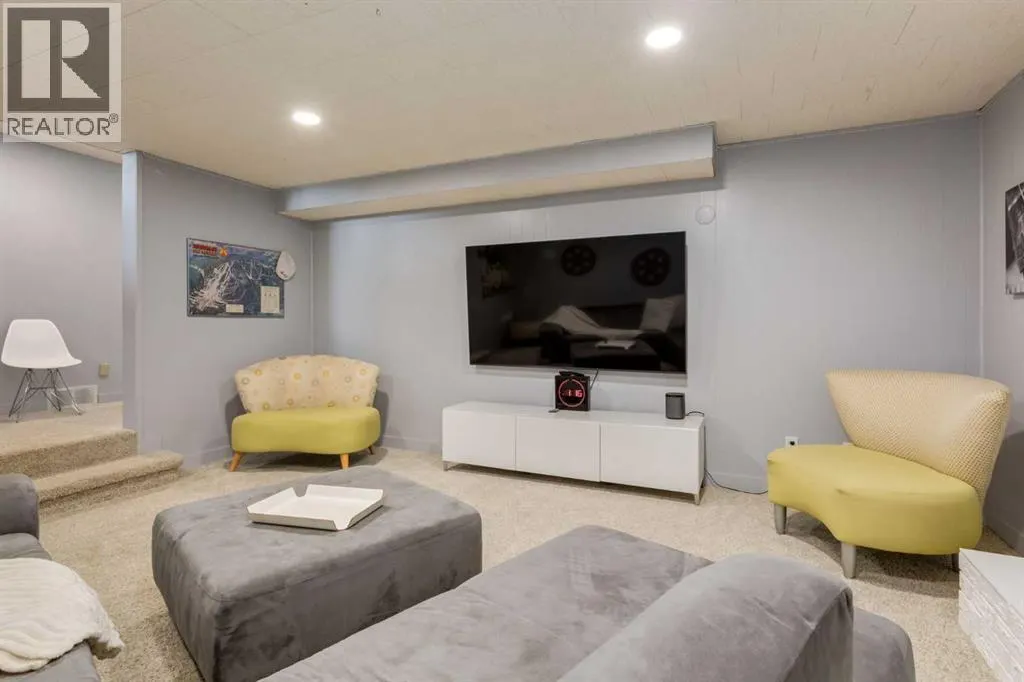 31 Silverstone Bay NW