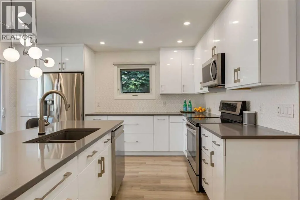 31 Silverstone Bay NW