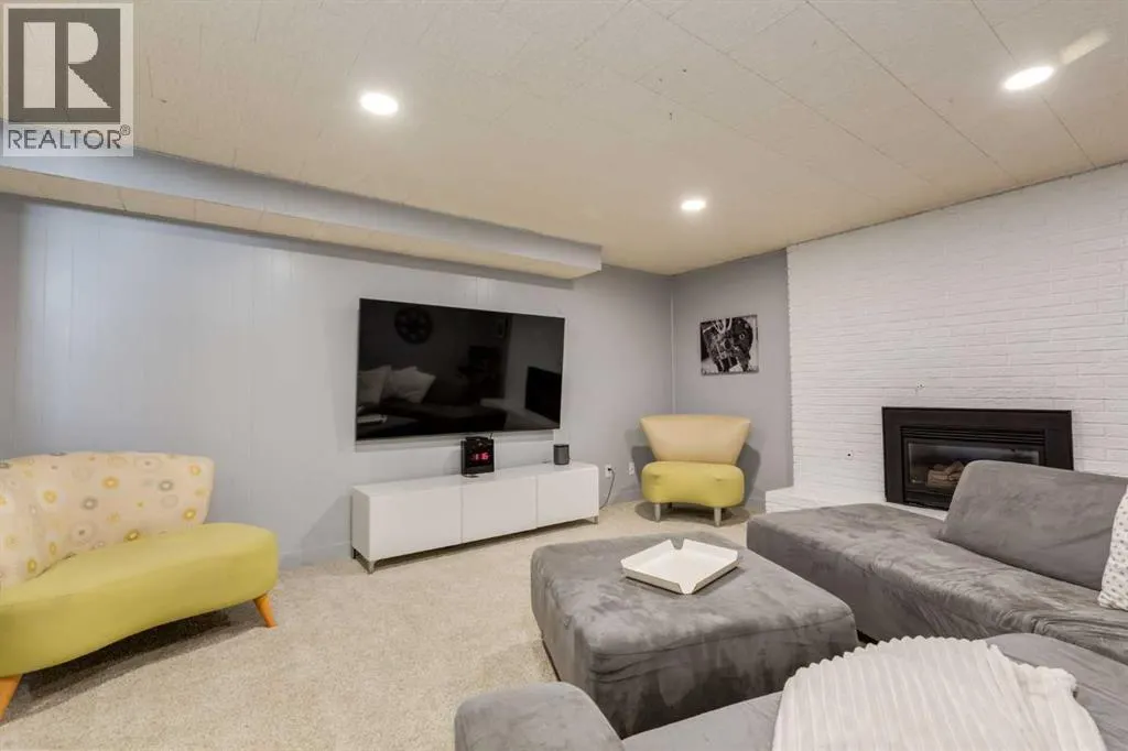 31 Silverstone Bay NW