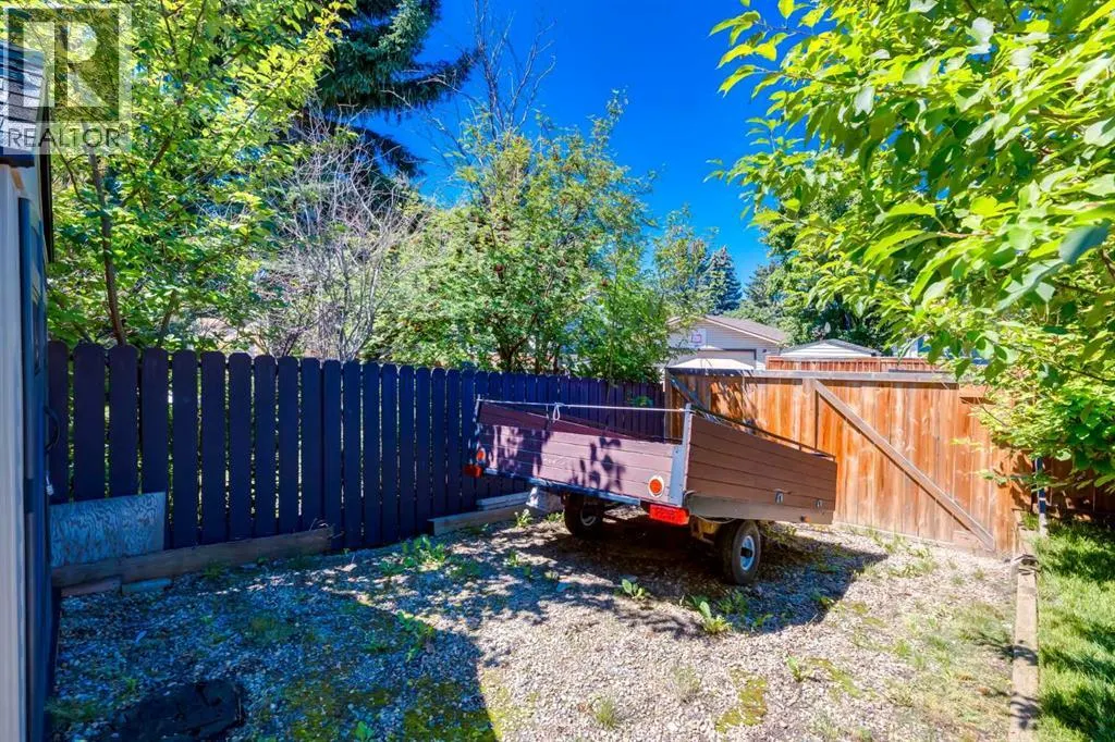 31 Silverstone Bay NW