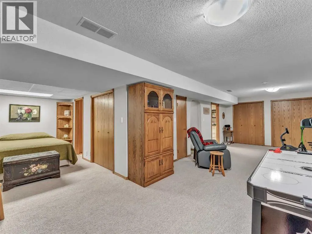 62 Park Meadows Lane SE