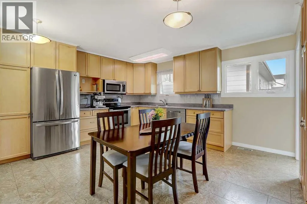 11304 108 Avenue