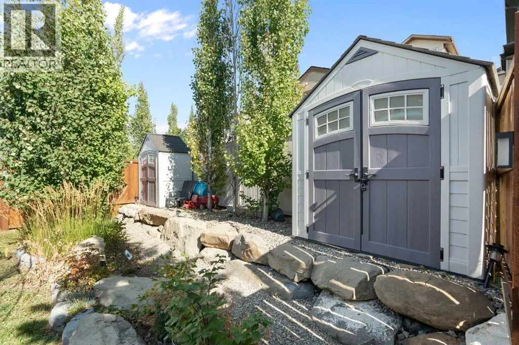22 Hillcrest Street SW