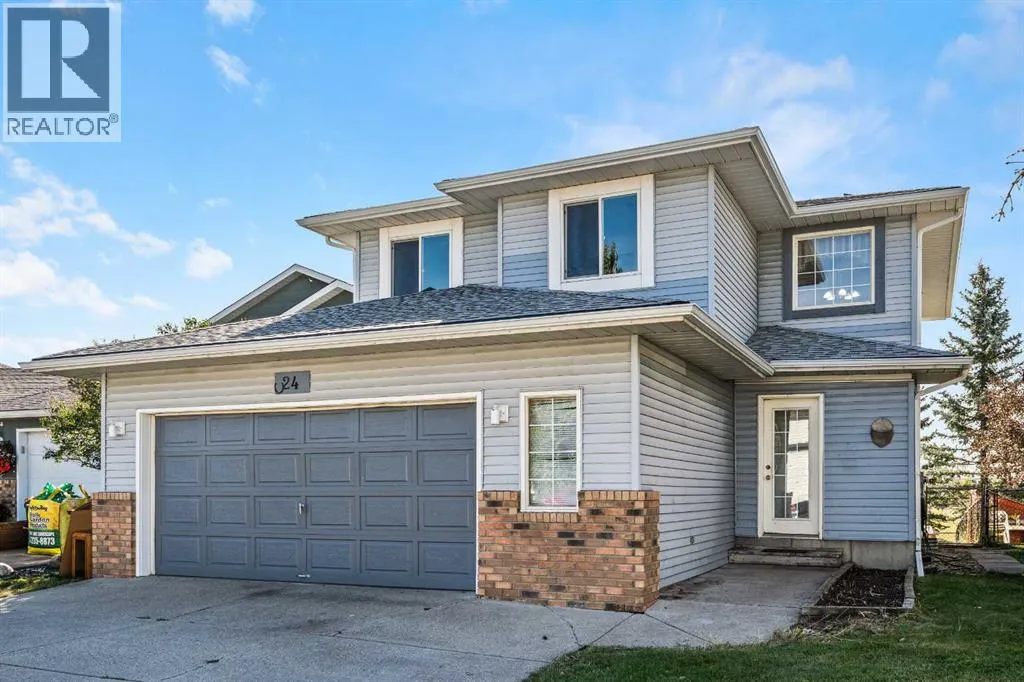 24 Riverside Crescent SE