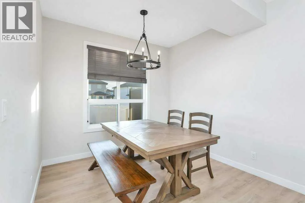 7 Evergreen Way