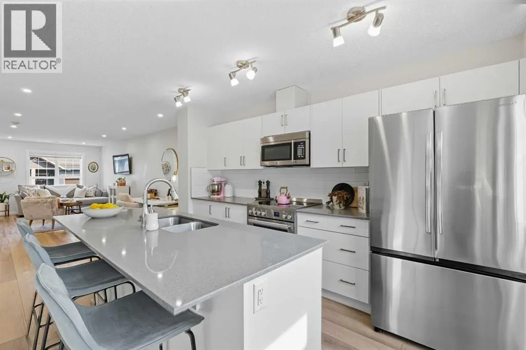 253 Cranbrook Square SE