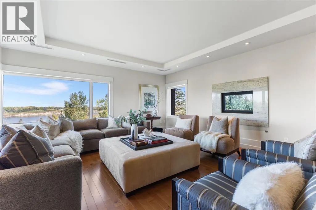 4N, 222 Eagle Ridge Drive SW