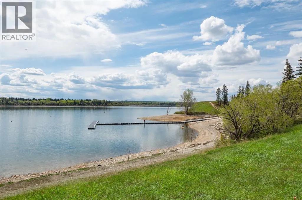 4N, 222 Eagle Ridge Drive SW