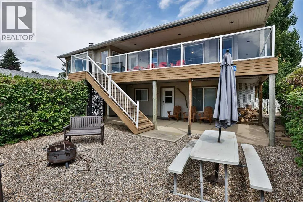 645 Lakeside Drive
