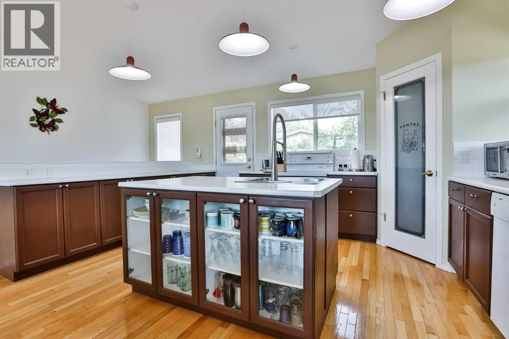 645 Lakeside Drive