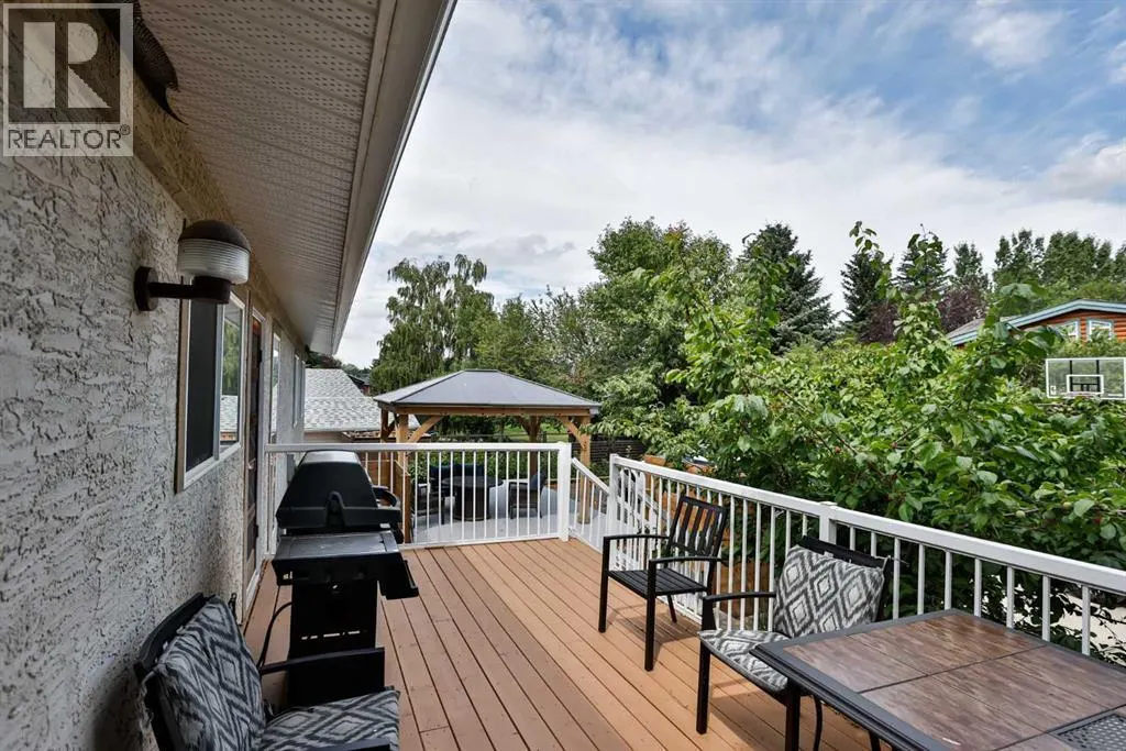 645 Lakeside Drive