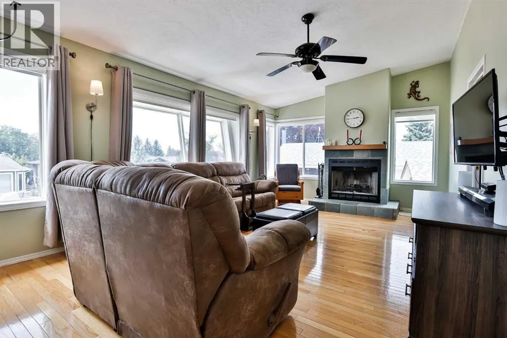 645 Lakeside Drive