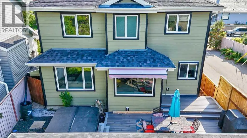 15 Chaparral Crescent SE