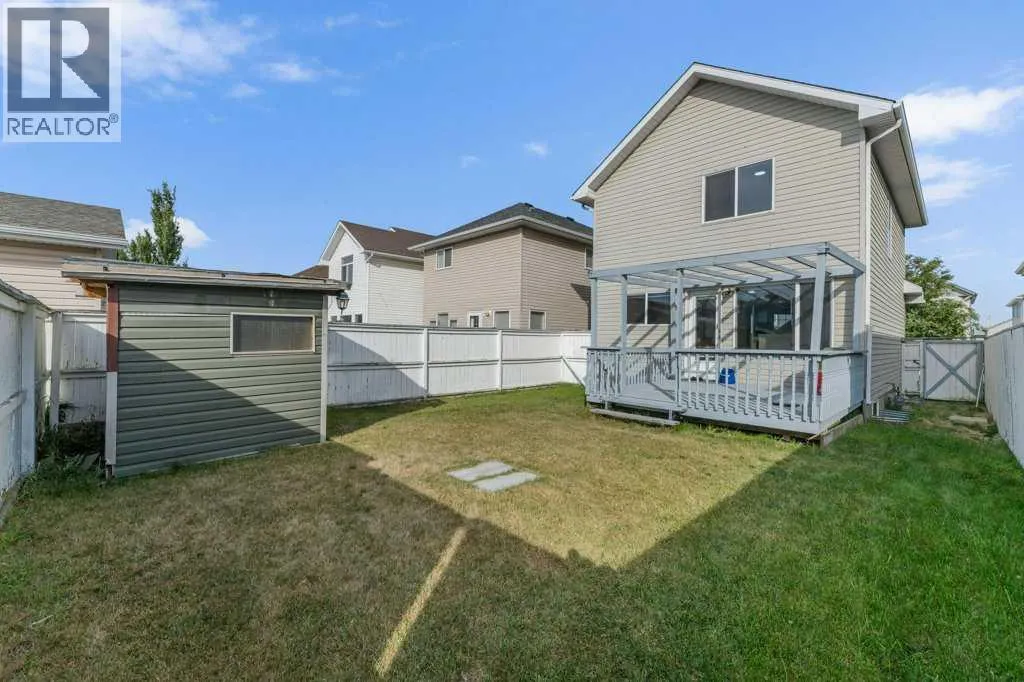 204 Tarington Close NE