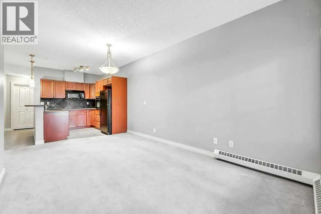 127, 60 Royal Oak Plaza NW