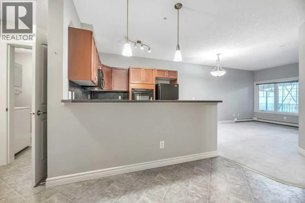 127, 60 Royal Oak Plaza NW