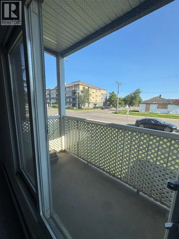 201, 10014 Morrison Street