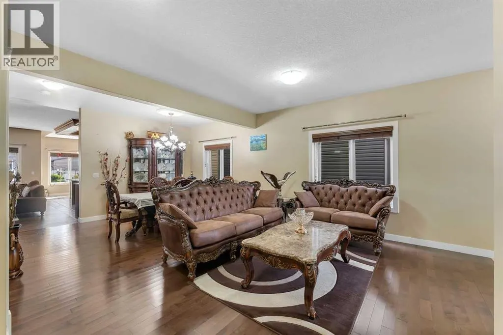 41 Saddlelake Green NE