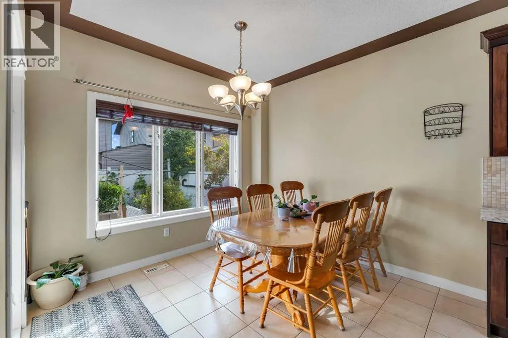 41 Saddlelake Green NE