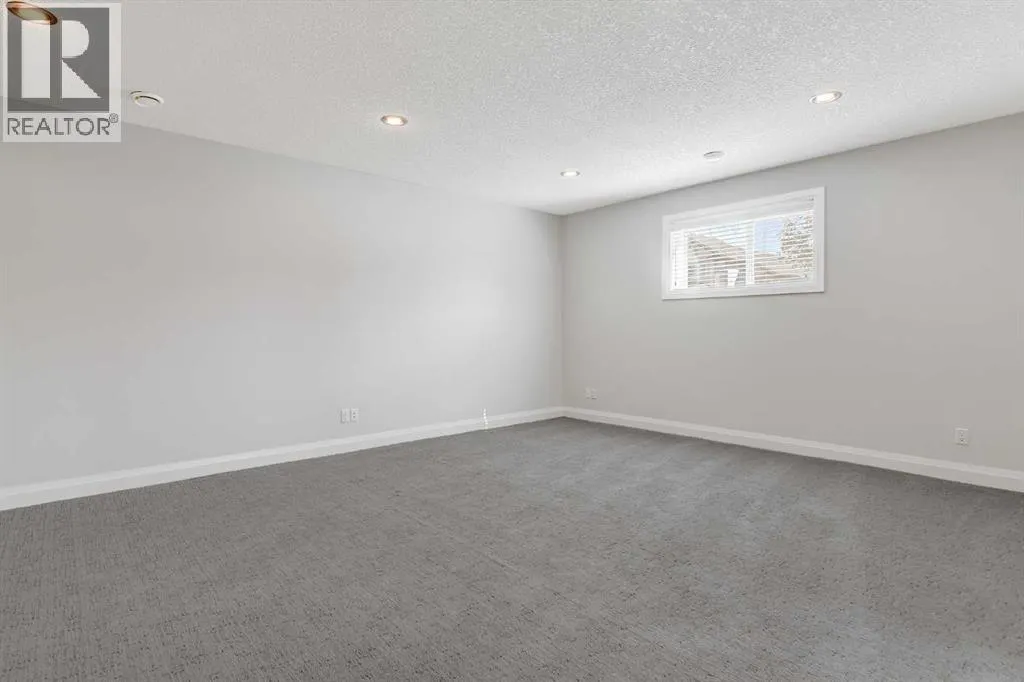 12902 105 Street Street