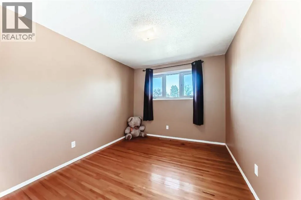 2107 Munro Drive NE