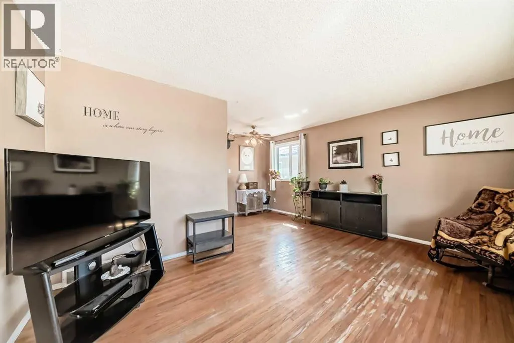 2107 Munro Drive NE