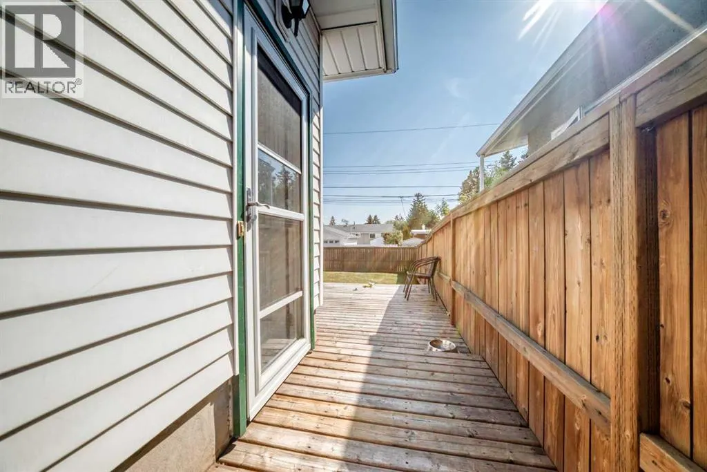 2107 Munro Drive NE