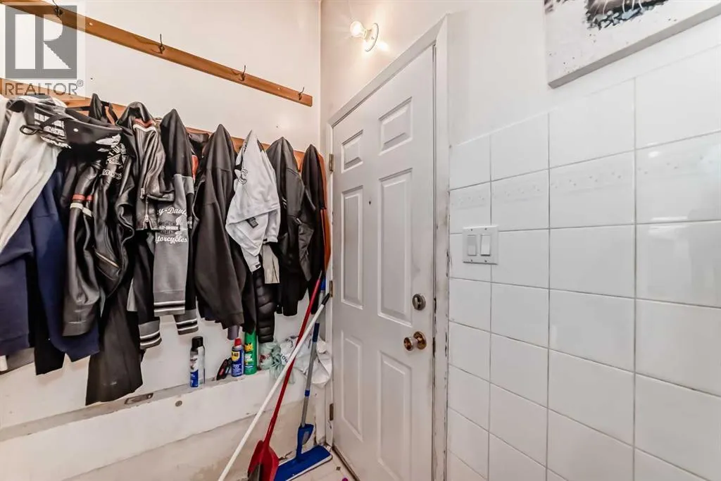 2107 Munro Drive NE