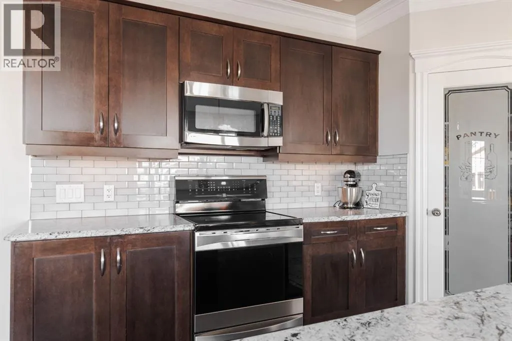 161 Lynx Crescent