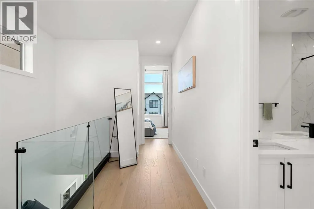 2503 20 Street SW