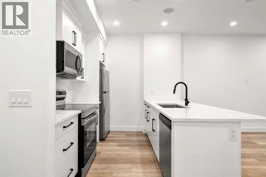 2503 20 Street SW