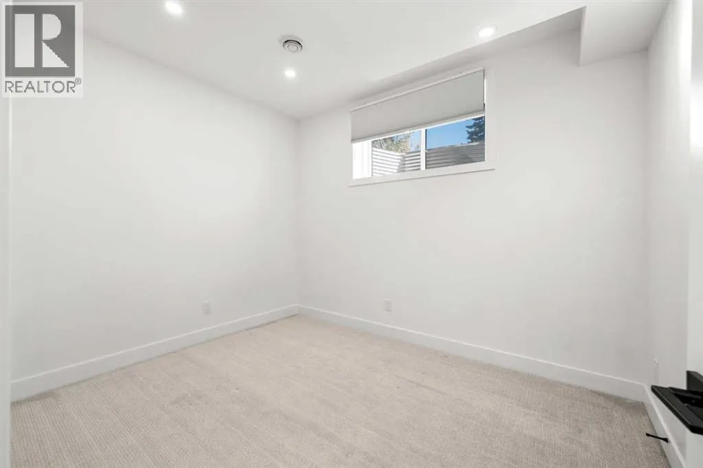 2503 20 Street SW
