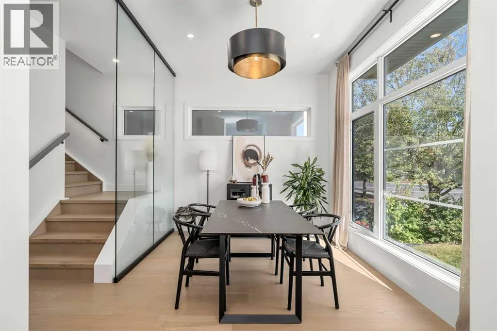 2503 20 Street SW