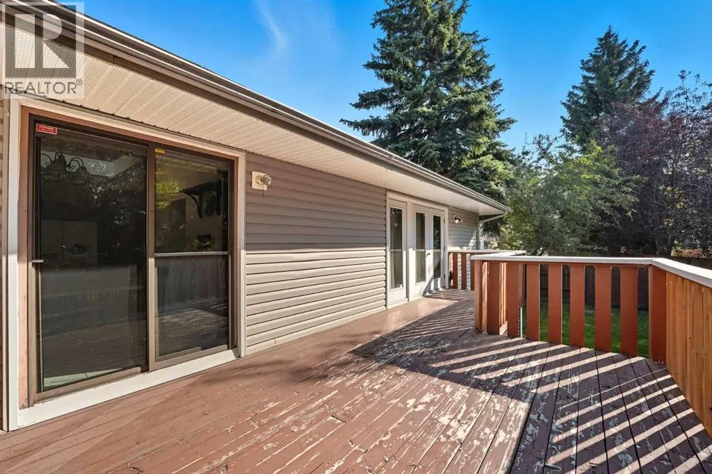 719 Willamette Drive SE