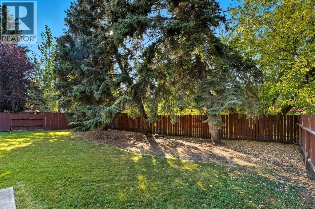 719 Willamette Drive SE