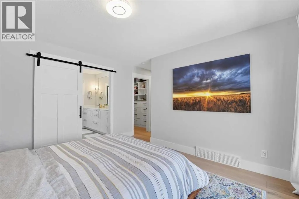 7 Roselake Street NW