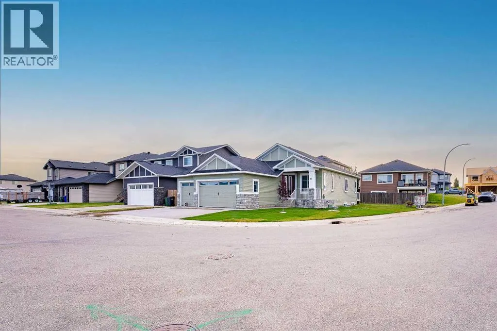 52 Lakes Estates Circle