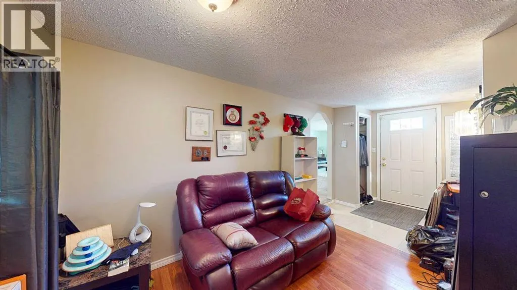 25 De Havilland Boulevard SW