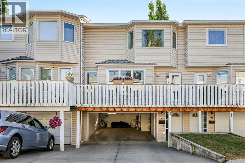 392 Killarney Glen Court SW
