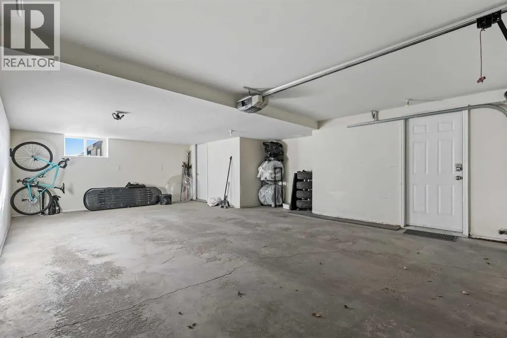 392 Killarney Glen Court SW
