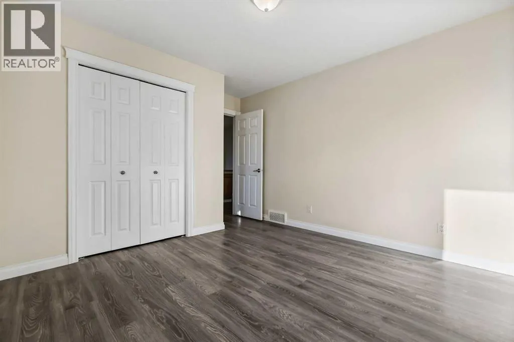 392 Killarney Glen Court SW