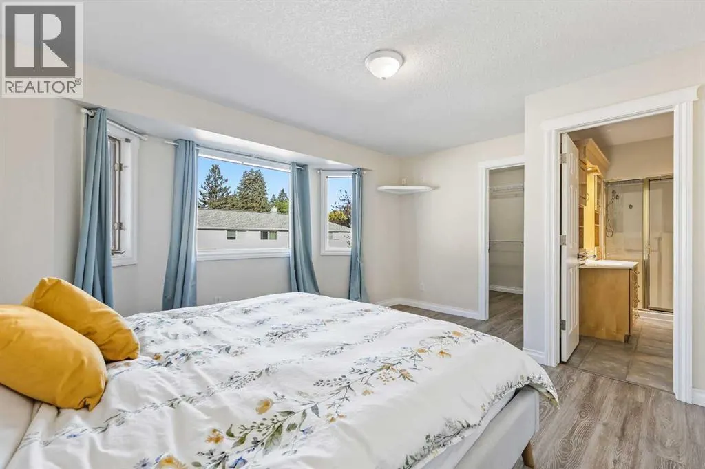 392 Killarney Glen Court SW