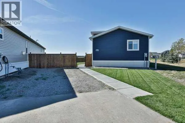 2037 Sunflower Crescent