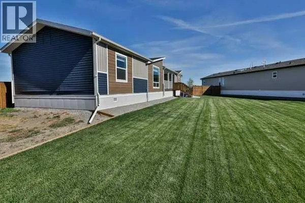 2037 Sunflower Crescent